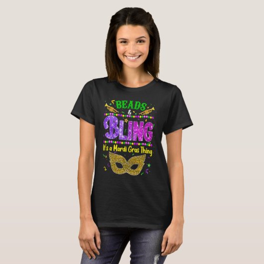 Beads and bling it's a Mardi Gras thing Carnival M Tシャツ (正面フル)