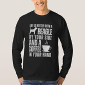 Beagle Dog Beagles Coffee Beagle Mom Tシャツ (正面)