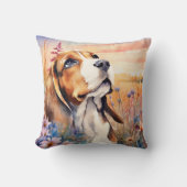 Beagle Dog Lover with Wildflower Meadow クッション (正面)