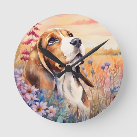 Beagle Dog Lover with Wildflower Meadow ラウンド壁時計 (正面)
