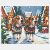 Beagle Dogs Christmas Snow Holiday フリースブランケット (正面(横))
