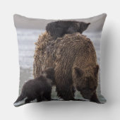 bear |湖のクラーク国立公園 クッション (裏面)