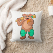 Bear at Cricket with Cricket bat クッション (ブランケット)