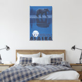 Bear in Moonlight – アラスカ，ケチカン キャンバスプリント (インサイチュ (寝室))