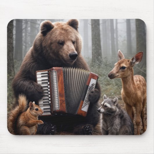 Bear Playing Accordion for Forest Friends マウスパッド (正面)