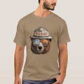 Bear Resist Protect Our National Parks Save the en Tシャツ (正面)