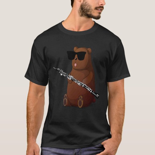 Bear Wearing Sunglasses Playing Oboe Tシャツ (正面)