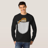 Beard Dragon in Artificial Chest Pocket Reptile Li Tシャツ (正面フル)