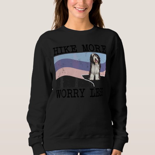 Bearded Collie Hike More Worry Less Graphic Hiking スウェットシャツ (正面)