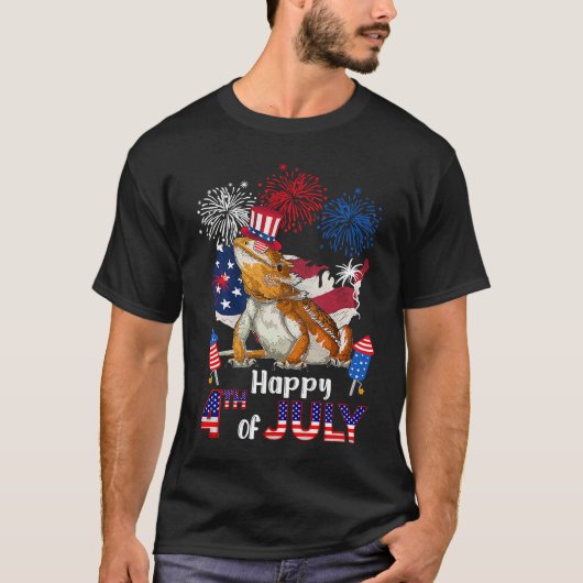 Bearded Dragon American Flag Fireworks Happy 4th o Tシャツ (正面)