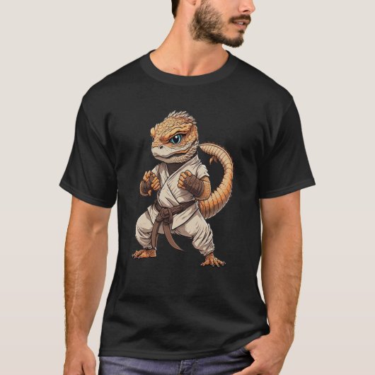 Bearded Dragon Judo Kickboxing Wrestling Karate Ma Tシャツ (正面)