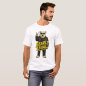 Bearly Legal Funny Rock Polar Bear Graphic Tシャツ (正面フル)