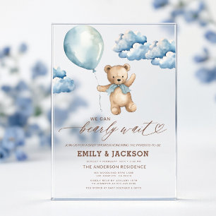 Bearly Waitニュートラルベージュ&ブルーボーイベビーシャワー アクリル招待状