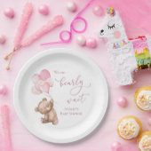 Bearly Wait Pink Teddy Bear Baby Shower ペーパープレート (パーティー)