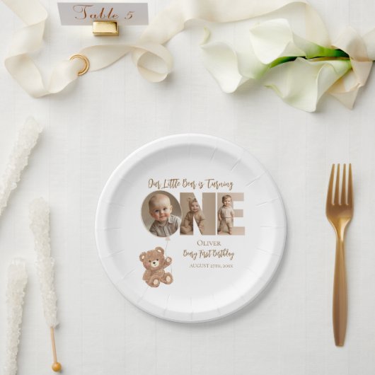 Beary First誕生日リトルベア写真 ペーパープレート (ウェディング)