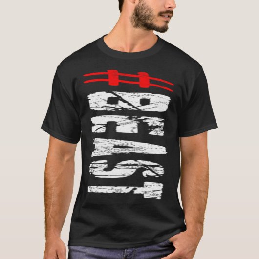 BEAST weight lifting power lifting bodybuilding Tシャツ (正面)