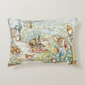 Beatrix Potter Storybook Characters Garden アクセントクッション