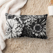 Beautiful Black & white flowers on pillow ランバークッション (ブランケット)