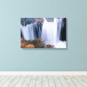 Beautiful Falls Glenbrittle Isle of Skye キャンバスプリント (インサイチュ (ウッドフロア))