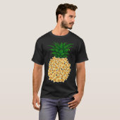 Beautiful floral pineapple men and women Hawaiian  Tシャツ (正面フル)