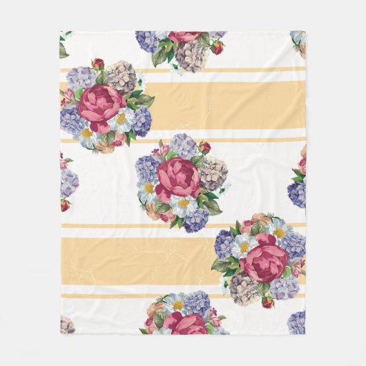 Beautiful floral seamless pattern with hydrangea p フリースブランケット (正面)