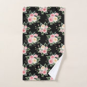 Beautiful Flowers in Pastel Color on Black バスタオルセット (ハンドタオル)