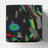 BEAUTIFUL_GIFT_BLACK_万華鏡のように千変万化するパターン_ハート フェイバーボックス (上部)