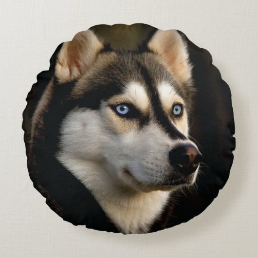 Beautiful Husky Throw Pillow ラウンドクッション (正面)