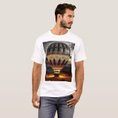 Beautiful Intricate Hot Air Balloon In Mountains Tシャツ (正面フル)