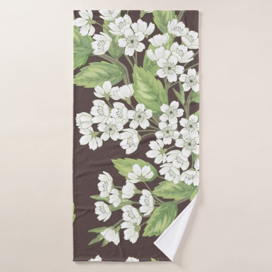 Beautiful seamless spring pattern with green branc バスタオル (バスタオル)