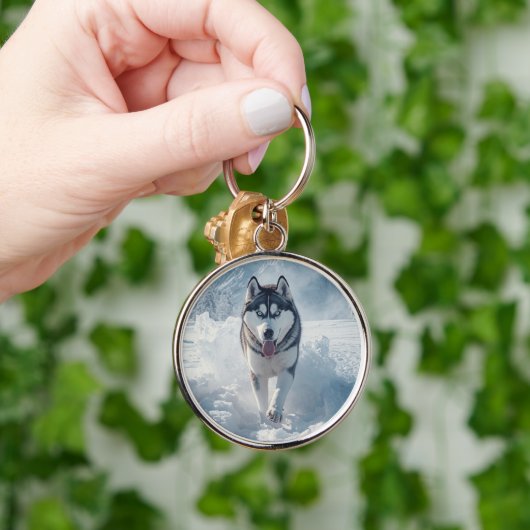 Beautiful Snow Wolf キーホルダー (手)