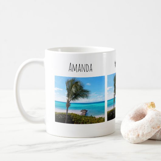 Beautiful Tropical Beach Breezy Palm Tree コーヒーマグカップ (ドーナツ)