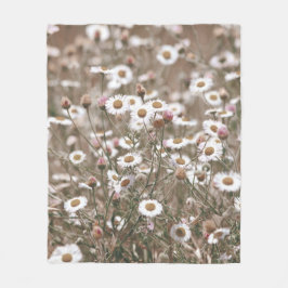 Beautiful White Montana Wildflowers  フリースブランケット