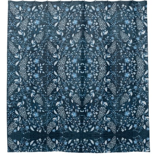 Beautiful Wildflower Pattern on Grassy Background シャワーカーテン (正面)