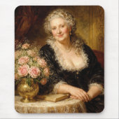 Beautiful Woman Posed with Rose Bouquet マウスパッド (正面)