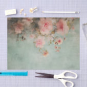 Beautifully Distressed Pink Flowers on Edge of 薄葉紙 (クラフト)