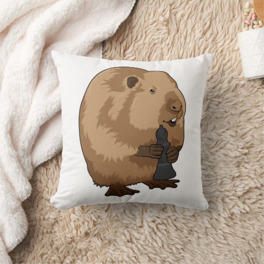 Beaver at Chess with Chess piece Bishop クッション (ブランケット)