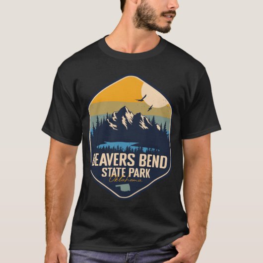 Beavers Bend State Park Oklahoma OK Retro Camping  Tシャツ (正面)