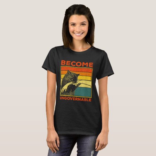 Become Ungovernable - Black Cat Biting Hand Funny  Tシャツ (正面フル)
