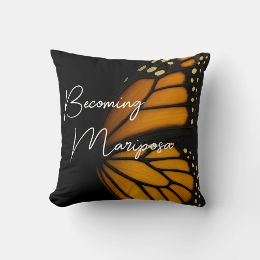 Becoming Mariposa Monarch Butterfly Wing クッション (正面)