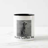 Bedlingtonのミイラのコーヒーポット ツートーンマグカップ (中央)