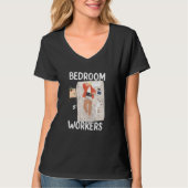 Bedroom Workers On Duty At Night Shift Constructio Tシャツ (正面)