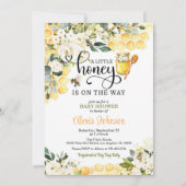 Bee A Little Honey is on the Way Baby Shower 招待状 (正面)
