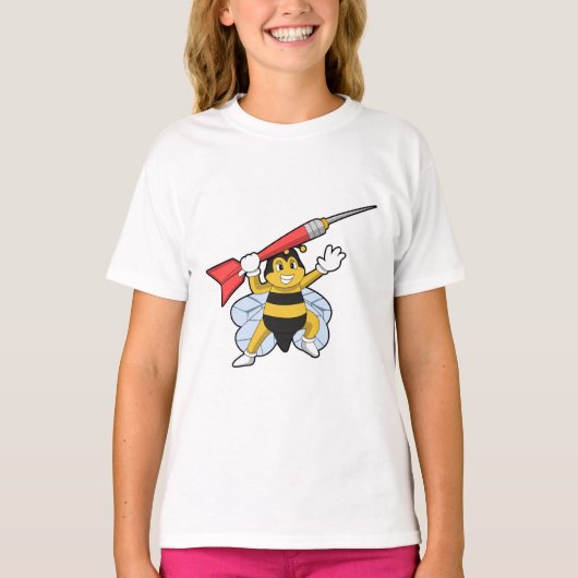 Bee at Darts with Dart.PNG Tシャツ (正面)