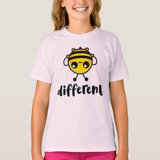Bee Different Tシャツ (正面)