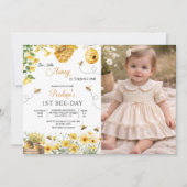 Bee Flower Our Little Honey Is Turning Birthday  招待状 (正面)