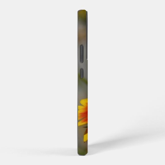 Bee foraging on a flower samsung galaxyケース (右側面)