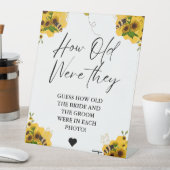 Bee How Old They Gameのブライダルシャワー 台座サイン (インサイチュ)