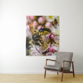 Bee In The Neighborhood 50 x 60 Tapestry タペストリー (インサイチュ)