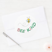 Bee Kind 面白い モチベーション ポジティブ 引用 アート ラウンドシール (封筒)